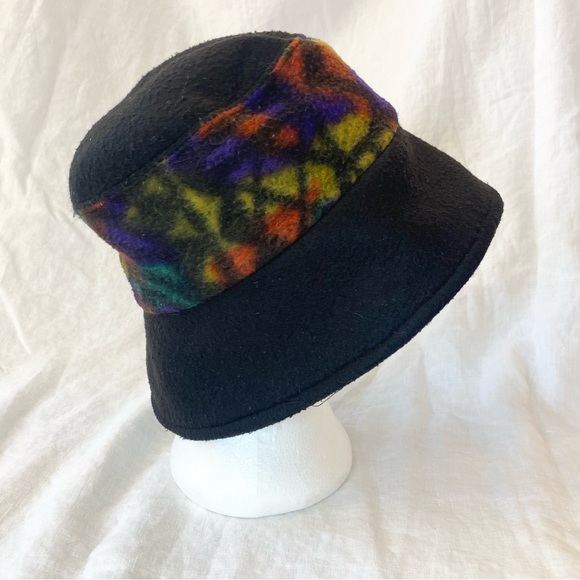 Vintage 90s Fleece Bucket Hat - Picture 3 of 14